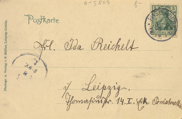 Alte deutsche Postkarte mit einer Briefmarke, die ein Frauenporträt auf der rechten Seite und Text auf der linken Seite zeigt, nach Leipzig adressiert.