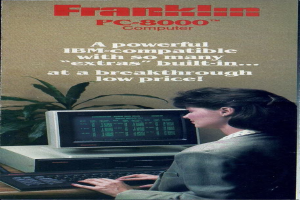 Eine Anzeige mit einer Frau, die an einem Schreibtischcomputer arbeitet.