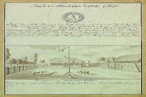 Schwarz-weißes Bild einer Kopie der ersten Entwurfsfassung der deutschen Verfassung, mit einer handgezeichneten Straßenszene mit Fahnenmast, Gebäuden, Bäumen und Himmel.