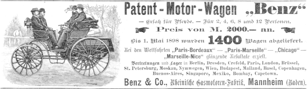 Werbung für ein Patent-Motorwagen mit zwei Personen im Inneren, umgeben von Bäumen und einschließlich Text über das Fahrzeug.