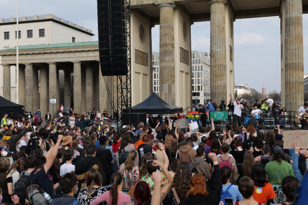 Grillpark in Friedrichshain oft überfüllt - mehr Platz?